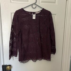 LOFT Lace Style Top